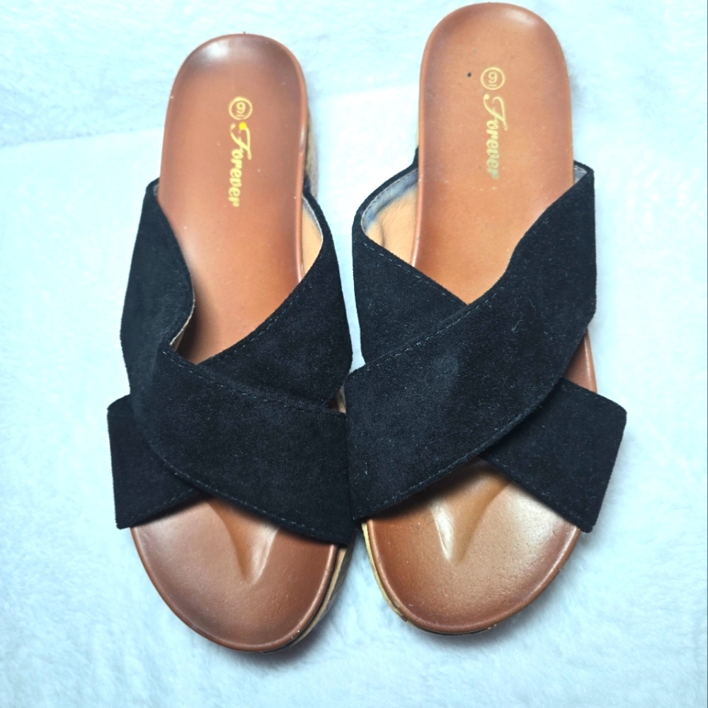 Black platform open toe